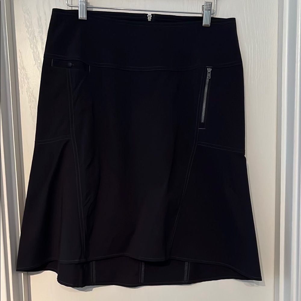 EUC Royal Robbins Discovery Strider Stretch Skirt Black Size 8
